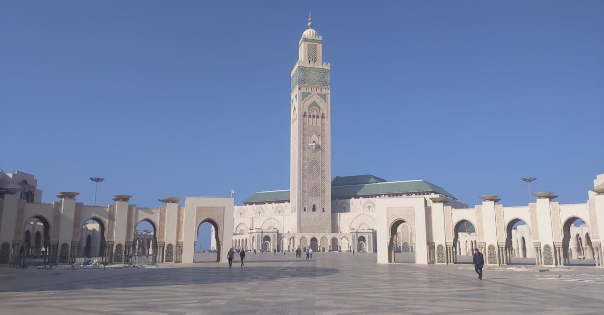 Capture of the iconic Hassan II Mosque in Casablanca, showcasing magnificent Islamic architecture.